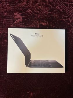Apple Magic Keyboard for iPad Pro 11-Inch (M4 and M5)