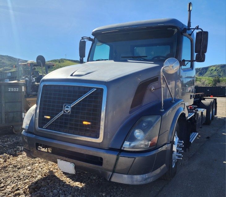 2011 Volvo Roll Off