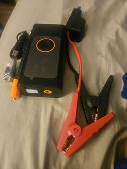 Car charger with air compressor