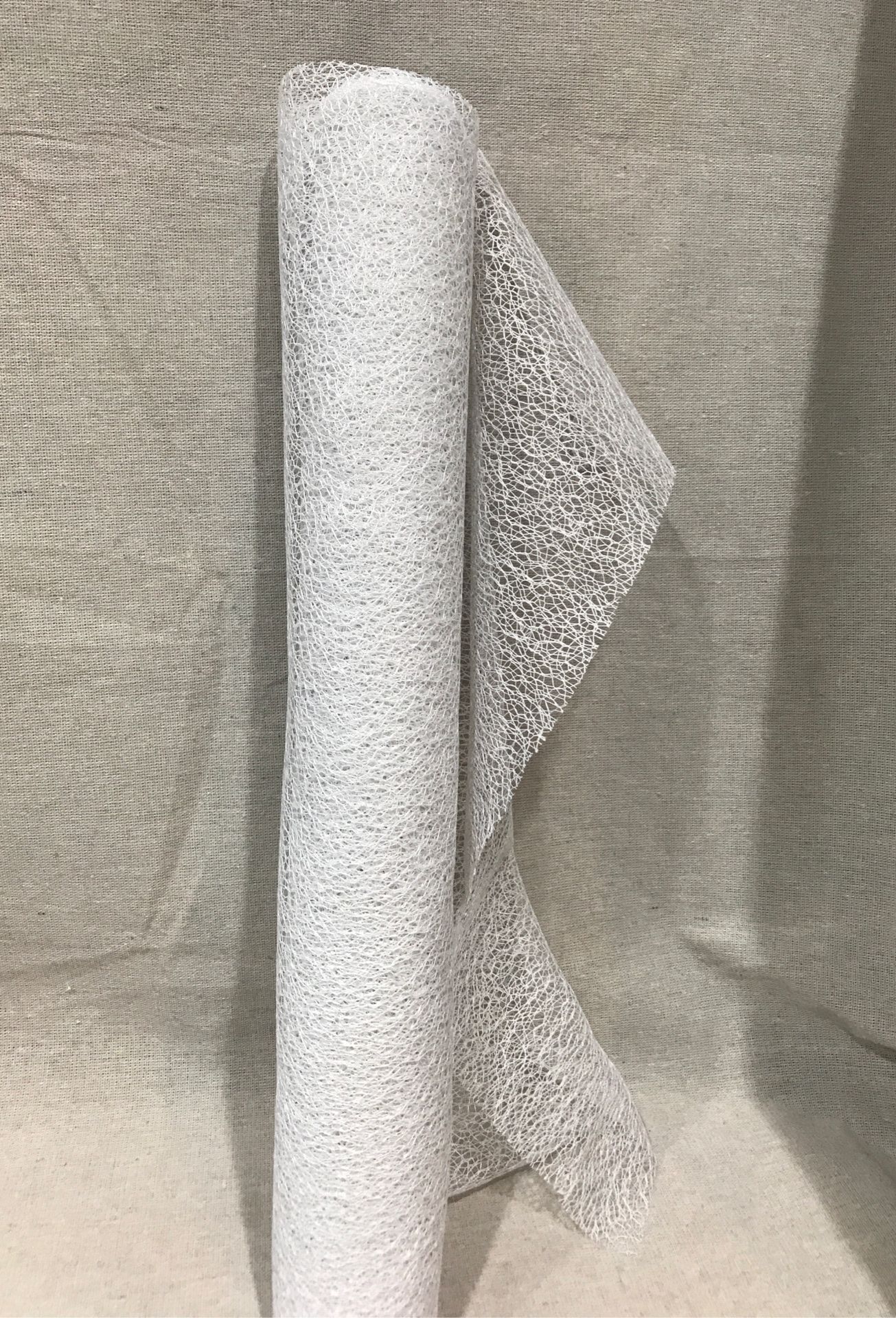 Tulle cloth roll