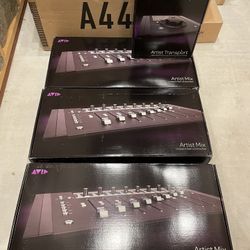 Lot of 3 Avid Artist mixes + Transport (Excellent Condition)
