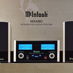 McIntosh MXA80 Integrated Audio System - DAC, Headphone and Speaker Amp