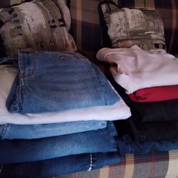 Jeans Good Condition Sizes Large,8,9,11,16,18$4.00 Each Or All For $15.00