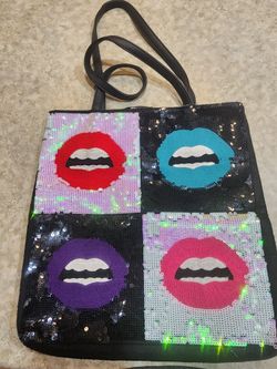Bestey Johnson Purse