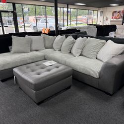 L Shape Sectional. 🚚WE DELIVER🚚