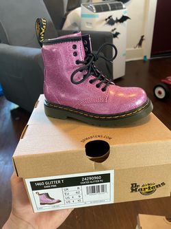 Dr. Martens 1460 Pink Glitter Boots – Kids Shoe Size 9 – Like New!