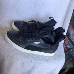 Puma Shoes Size 6Y 