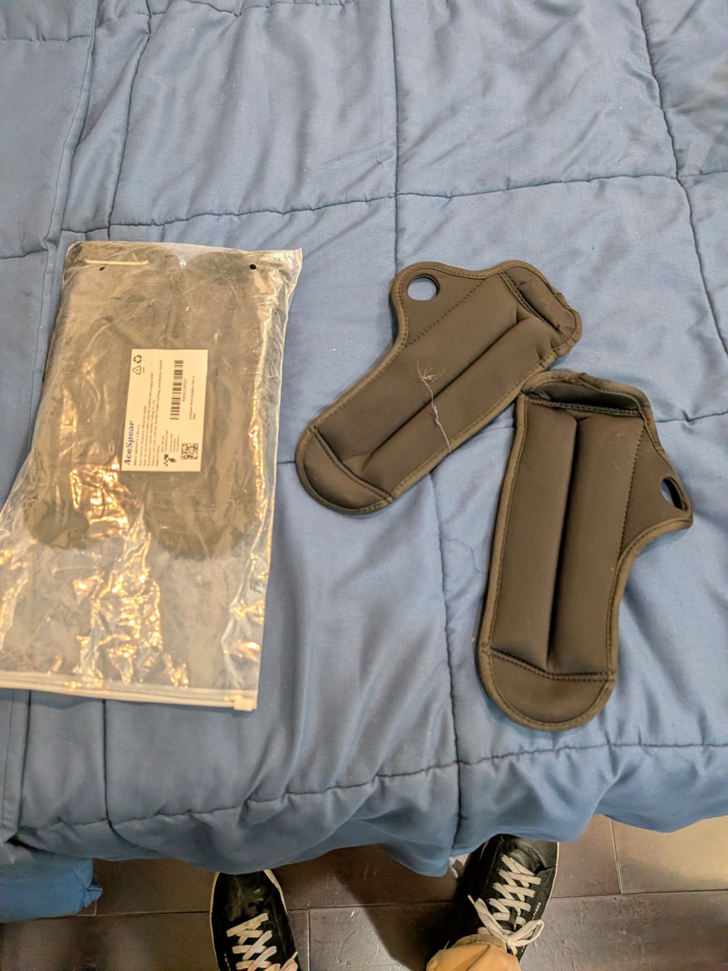 Wrist weights