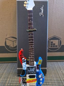 Flea (Red Hot Chili Peppers) Mini Guitar 