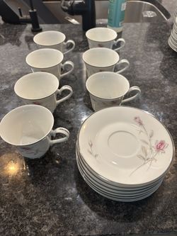 Seizan China Dinner Set $100 OBO