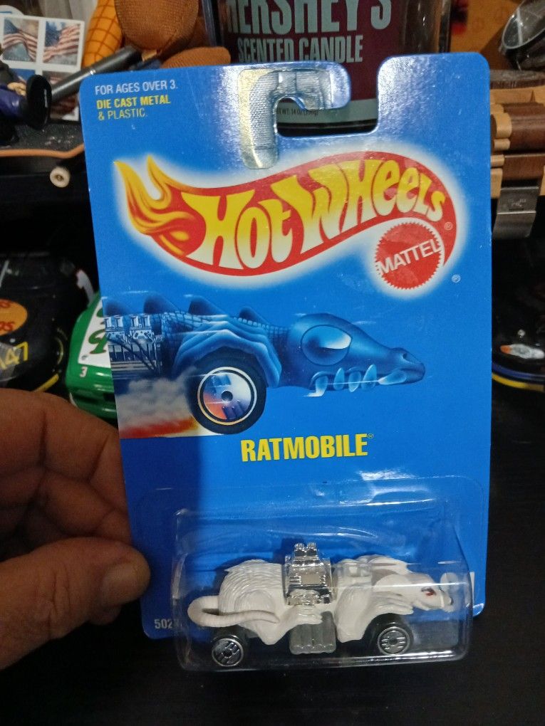 Brand New Hot Wheels RatMobile #81