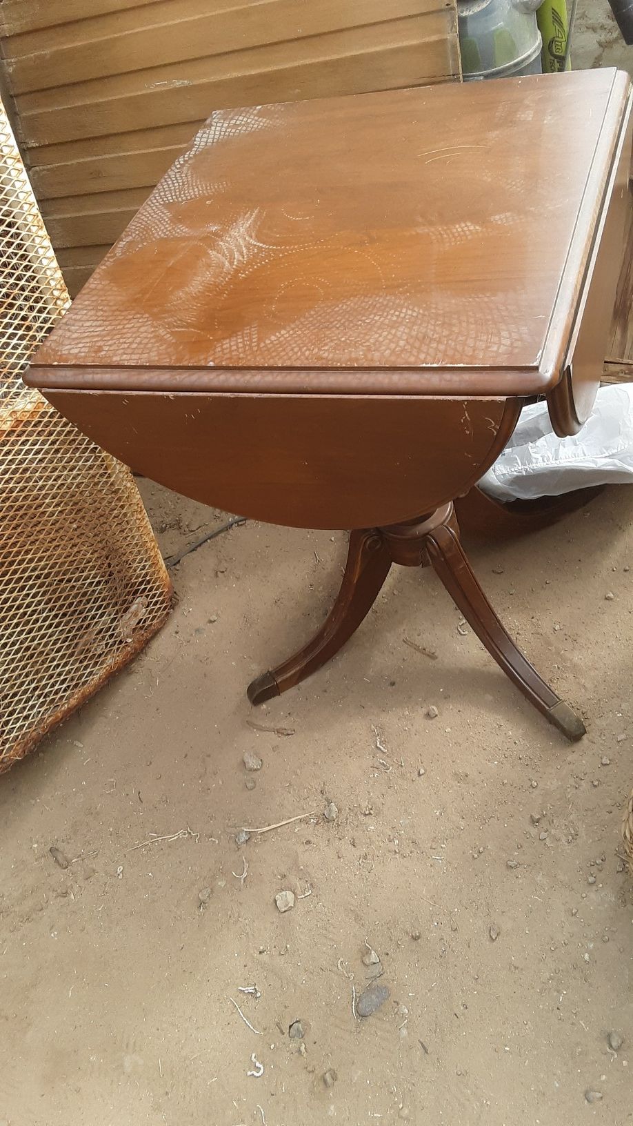 ANTIQUE SMALL DROP LEAF TABLE diy project