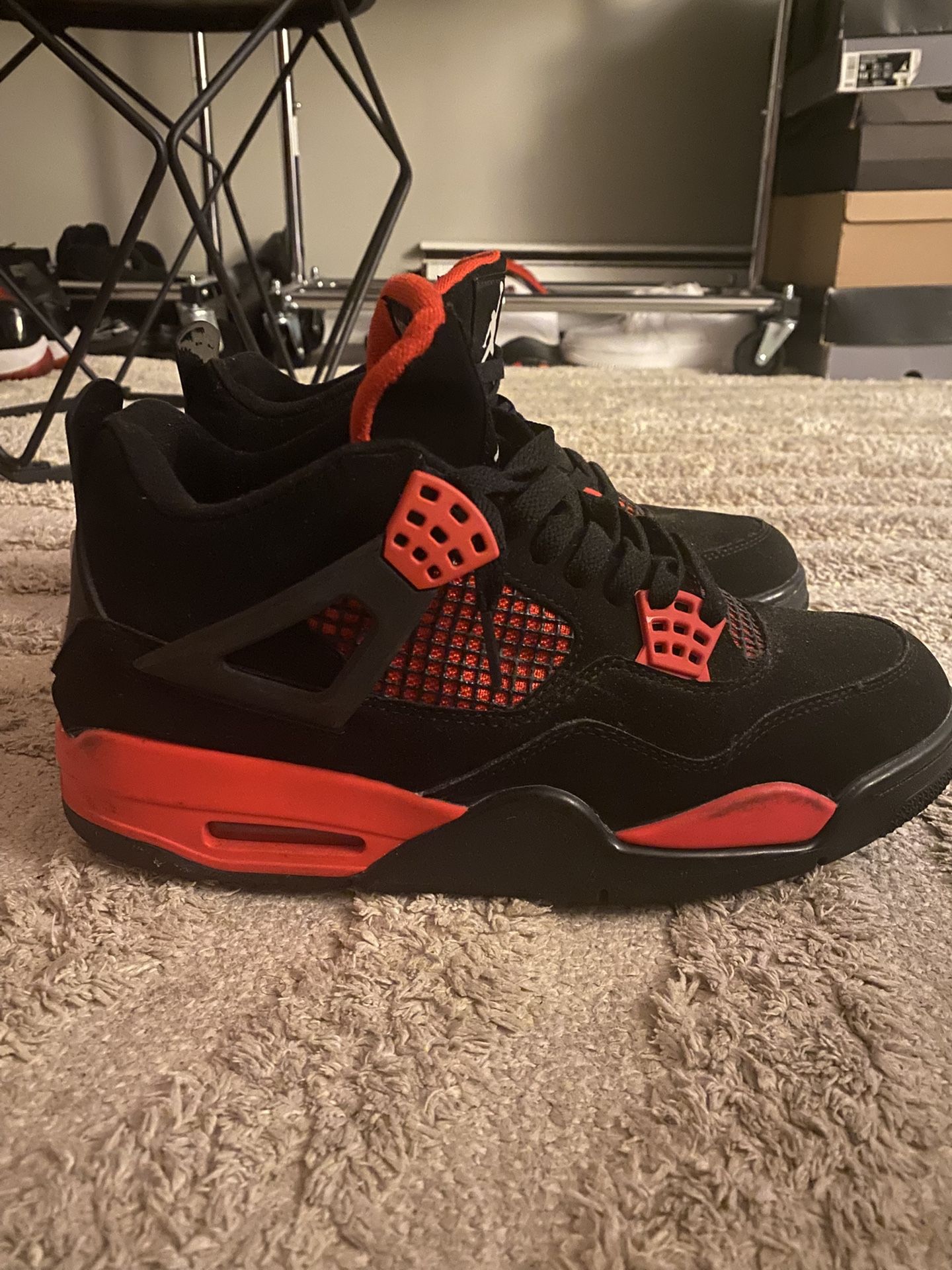Jordan Thunder Red 4s