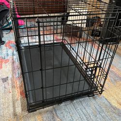 Medium Collapsible Pet Crate 