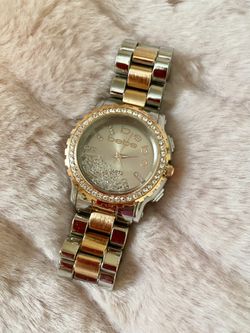 Bébé Women Watch