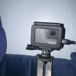 go pro  hero 7 silver