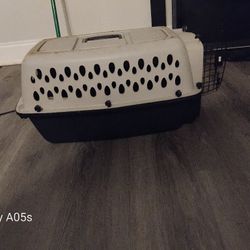Cat/dog Crate