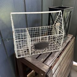 Unique wire basket