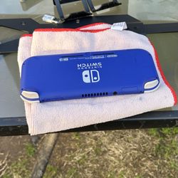 Nintendo Switch/Like New