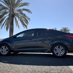 2012 Hyundai Elantra