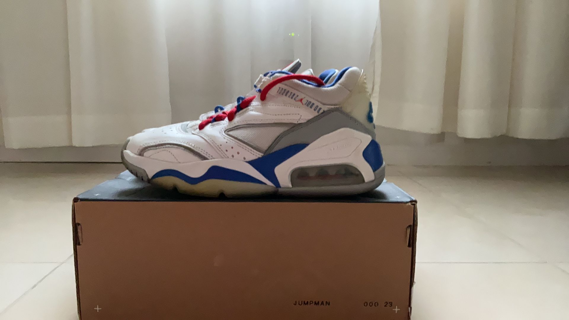 Air Jordan Basketball Shoes – White/Blue/Red – Size 4.5