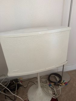 VINTAGE BOSE 901 SPEAKERS SERIES VI WITH ACTIVE EQUALIZER