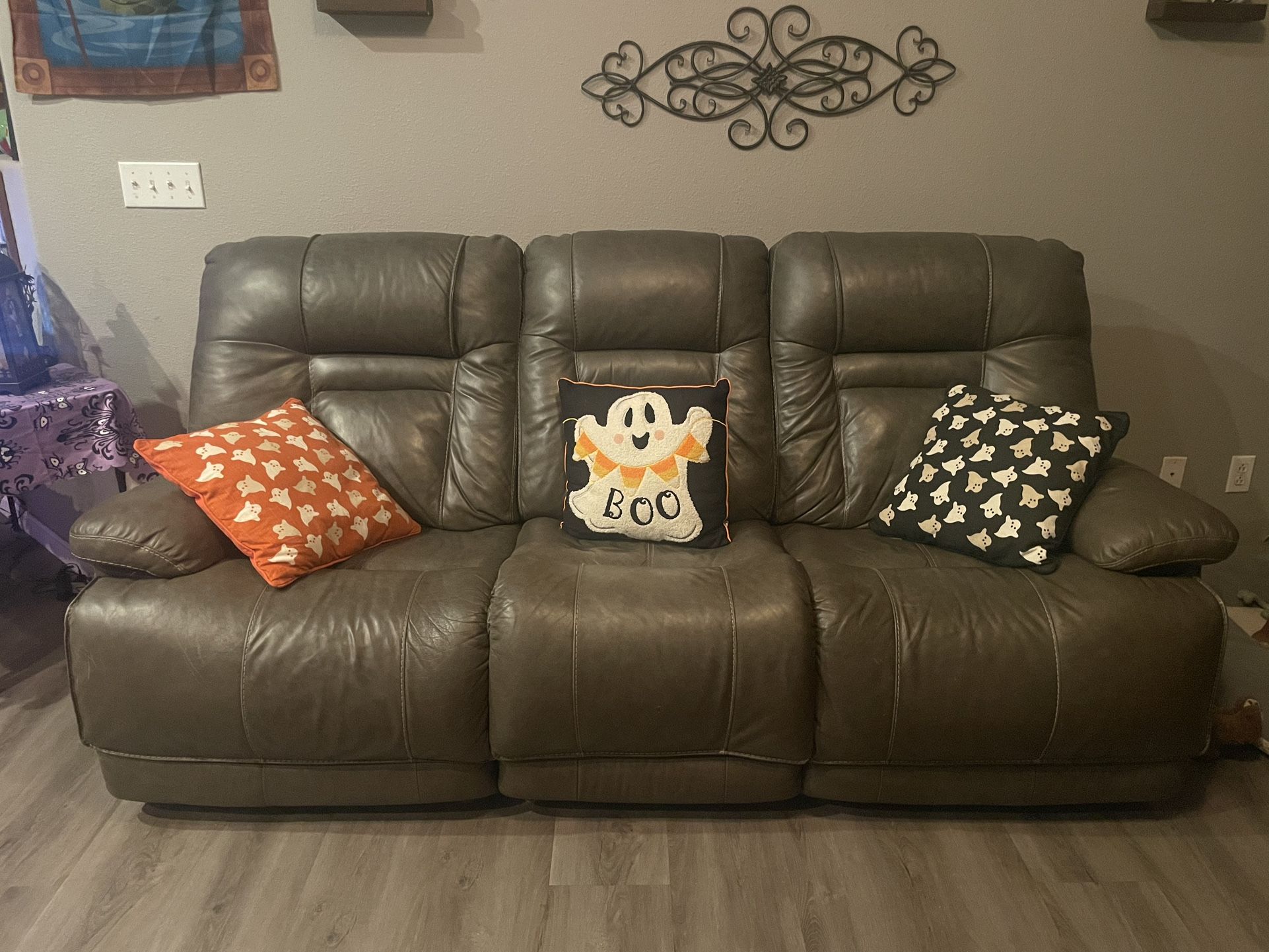 Wurstrow Power Reclining Sofa And Love Seat. 