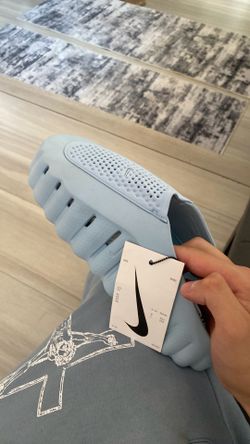 Limited Nike Mind slides