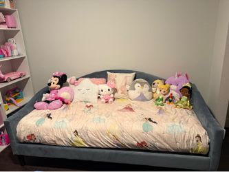 Twin daybed