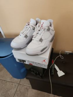 Jordan 4 Retro White Oreo (2021) Size 9