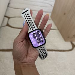 Apple watch Series 8