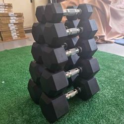 Dumbells NEW 150lb 