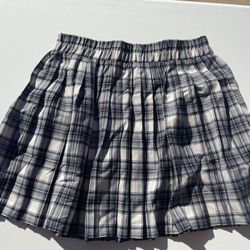 Tons Of Clothes For Sale