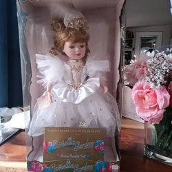 PORCELAIN BALLERINA DOLL 