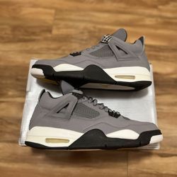 Jordan 4 Retro “Cool Grey” (2004)