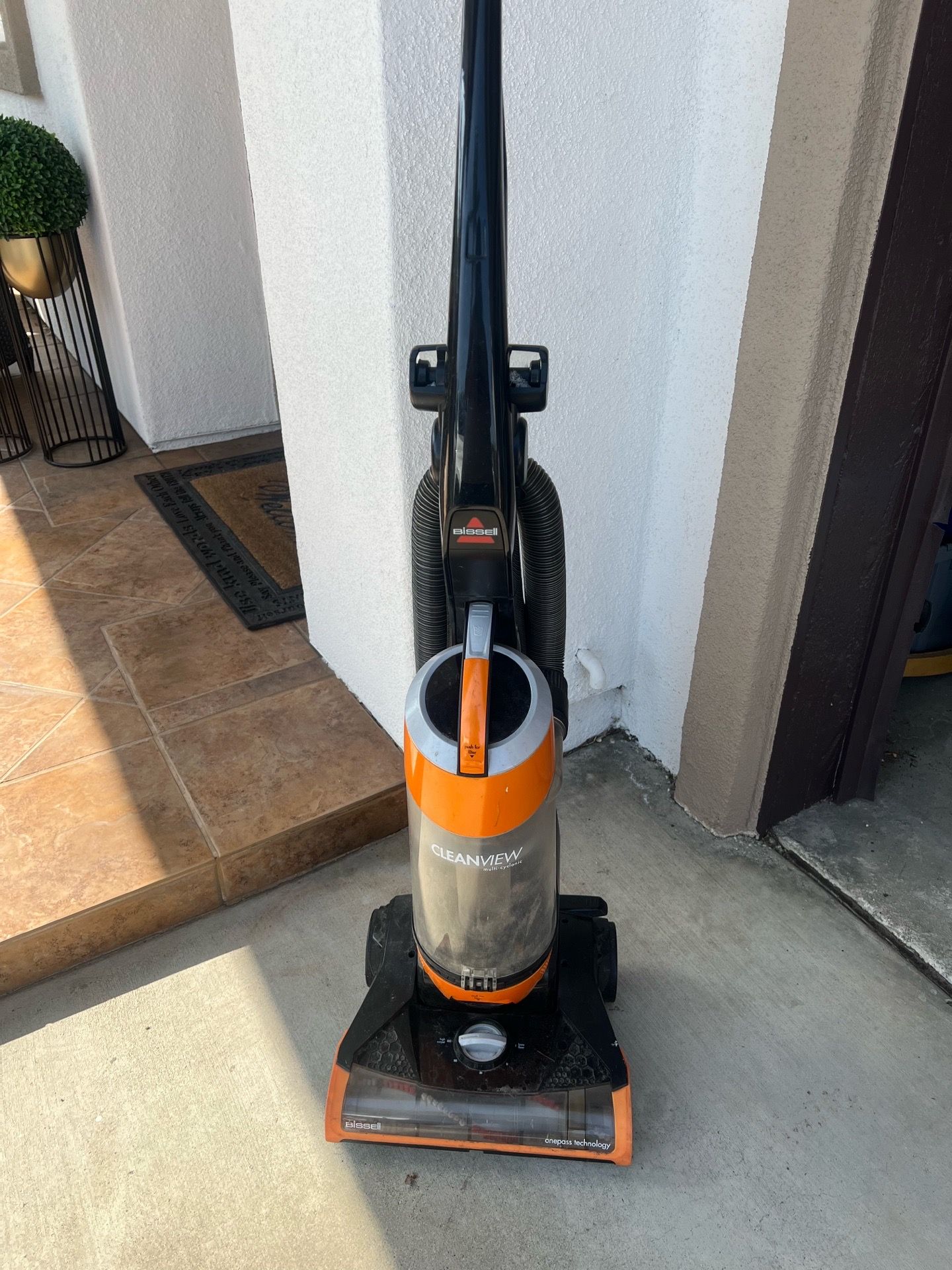 Vacuum $20
