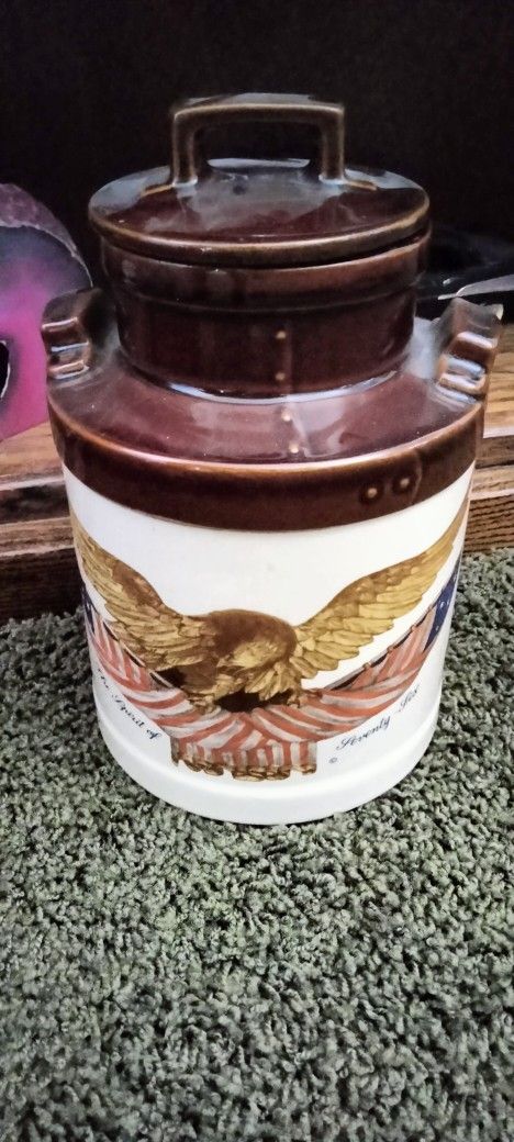Porcelain Large Cookie Jar With The Eagle On It New But Vintage Impact
