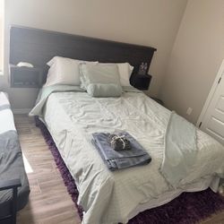 Queen Solid Wood Platform Bed And Mattress 