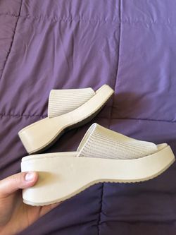Platform chunky sandals