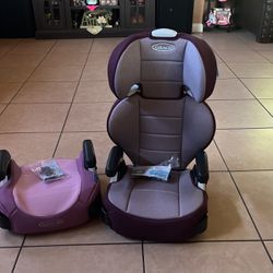 Too Car Seat For Sell Both For 70$