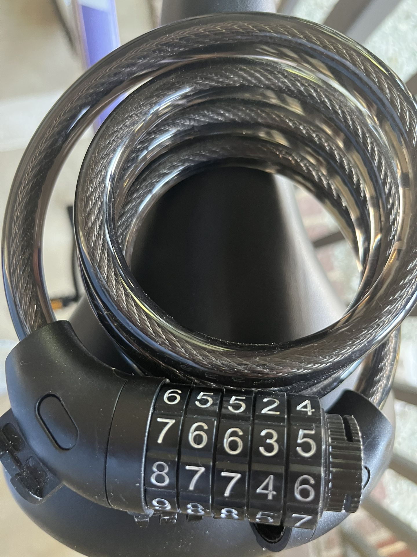 4ft cable bike lock with 5 digit combination