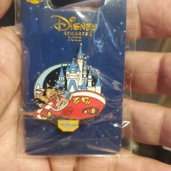 2022 Disney Visa Rewards Lilo & Stitch pin