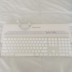  New Generation Apple Keyboard & Mouse (bundle both or buy separately)