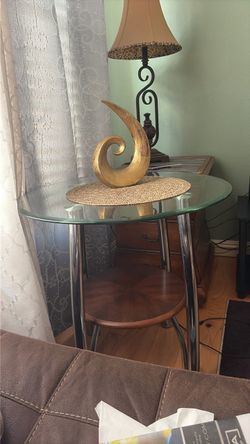 Round End Table