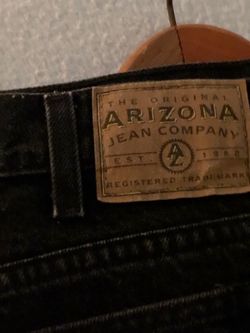 2 pairs of  Men’s Jeans (1) Arizona Jean Co. (1) Levi Jean Co size 36/30