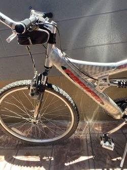 Pacific Ultra V mountain bike