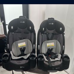 2 Baby Car Chairs