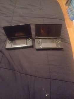 Dos Juegos Ds Les Falta El Cargador