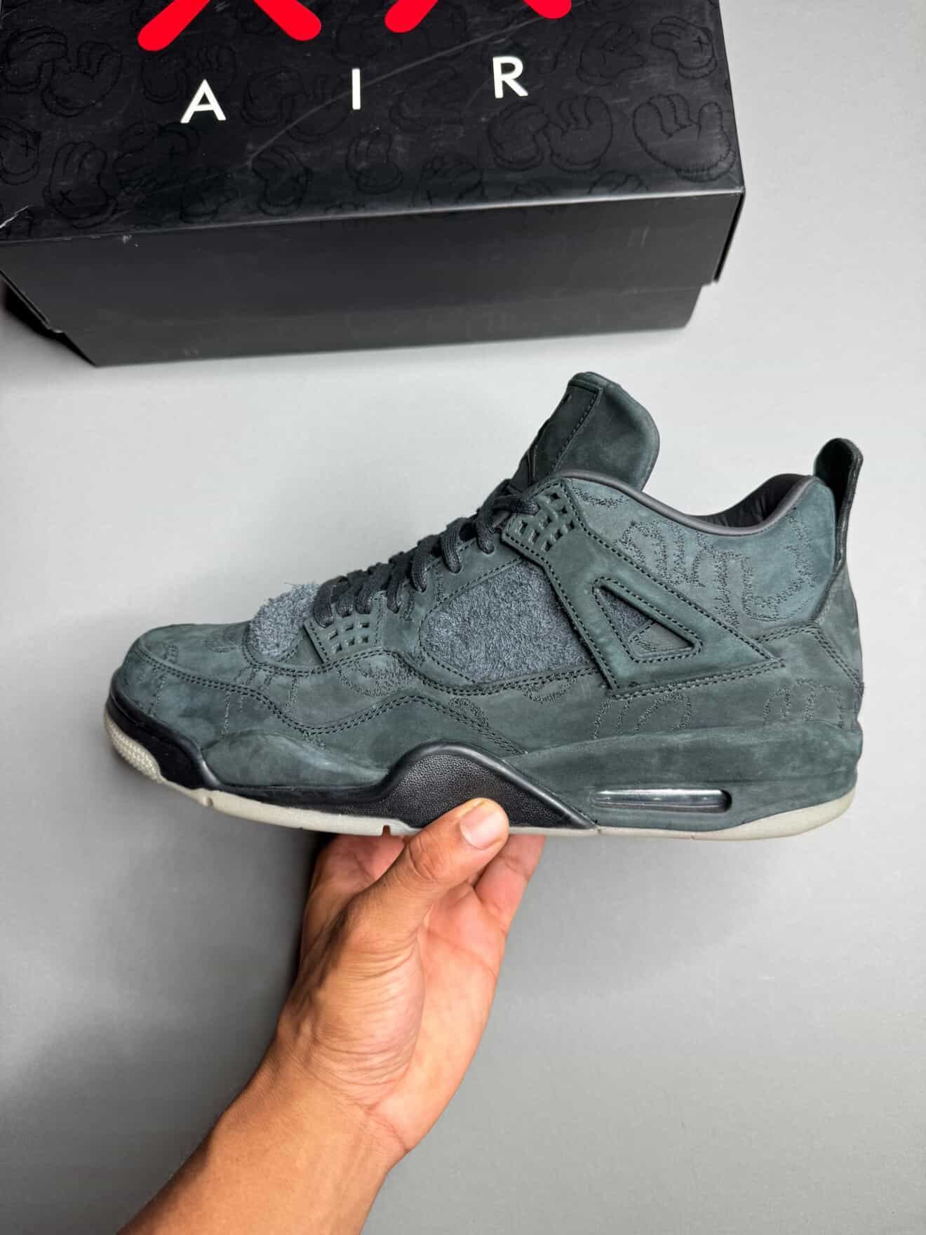 Kaws 4 Size 13 