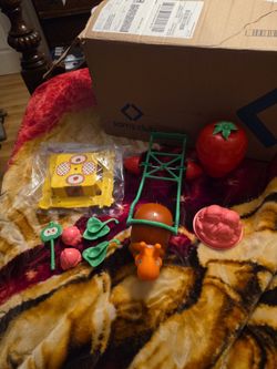 Strawberry Shortcake Vintage Snail Cart Escargot